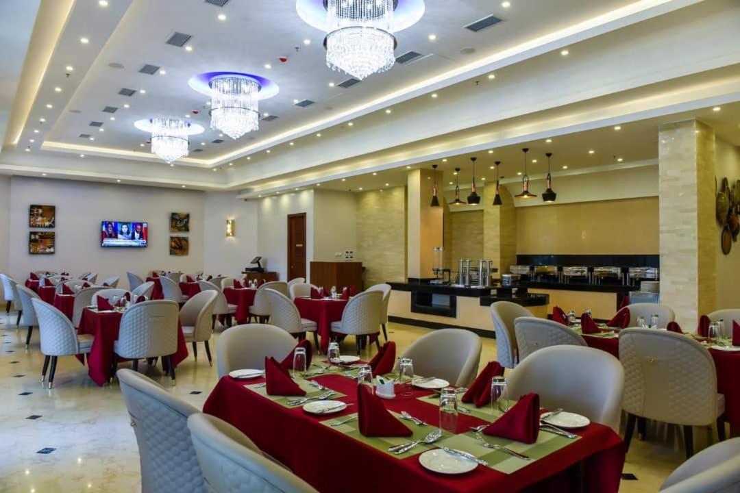 Admas Grand Hotel Энтеббе Экстерьер фото