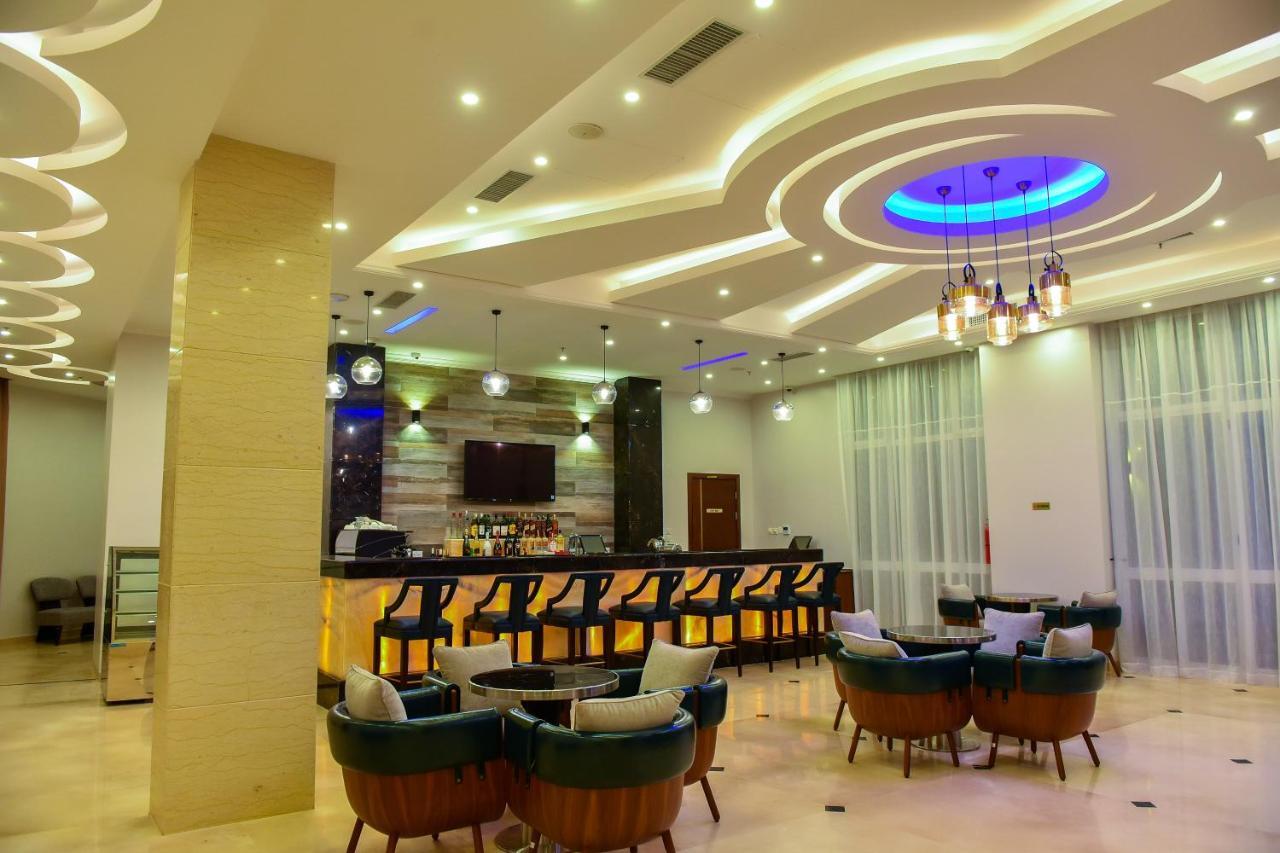 Admas Grand Hotel Энтеббе Экстерьер фото
