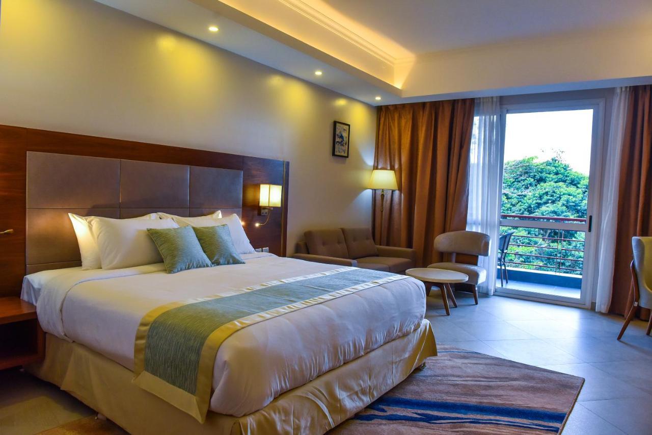 Admas Grand Hotel Энтеббе Экстерьер фото