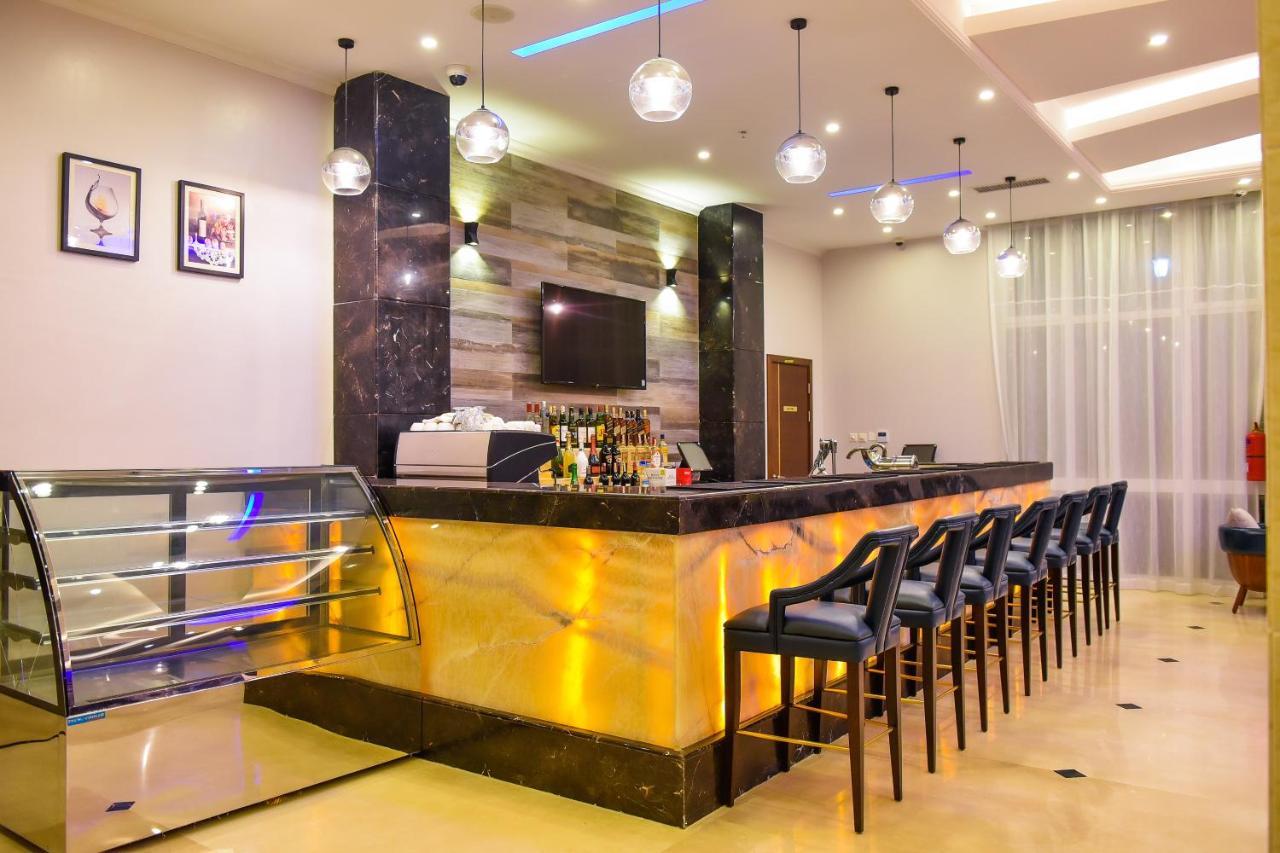 Admas Grand Hotel Энтеббе Экстерьер фото