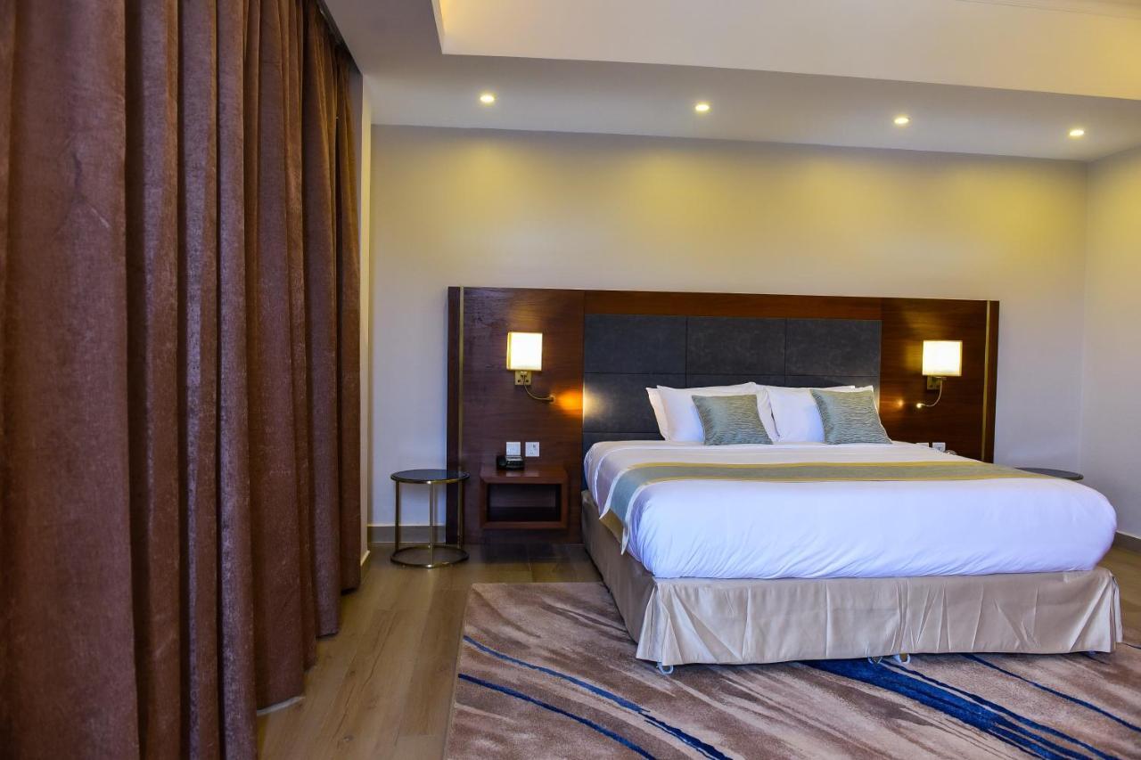 Admas Grand Hotel Энтеббе Экстерьер фото