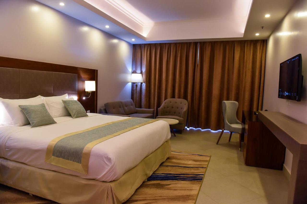 Admas Grand Hotel Энтеббе Экстерьер фото
