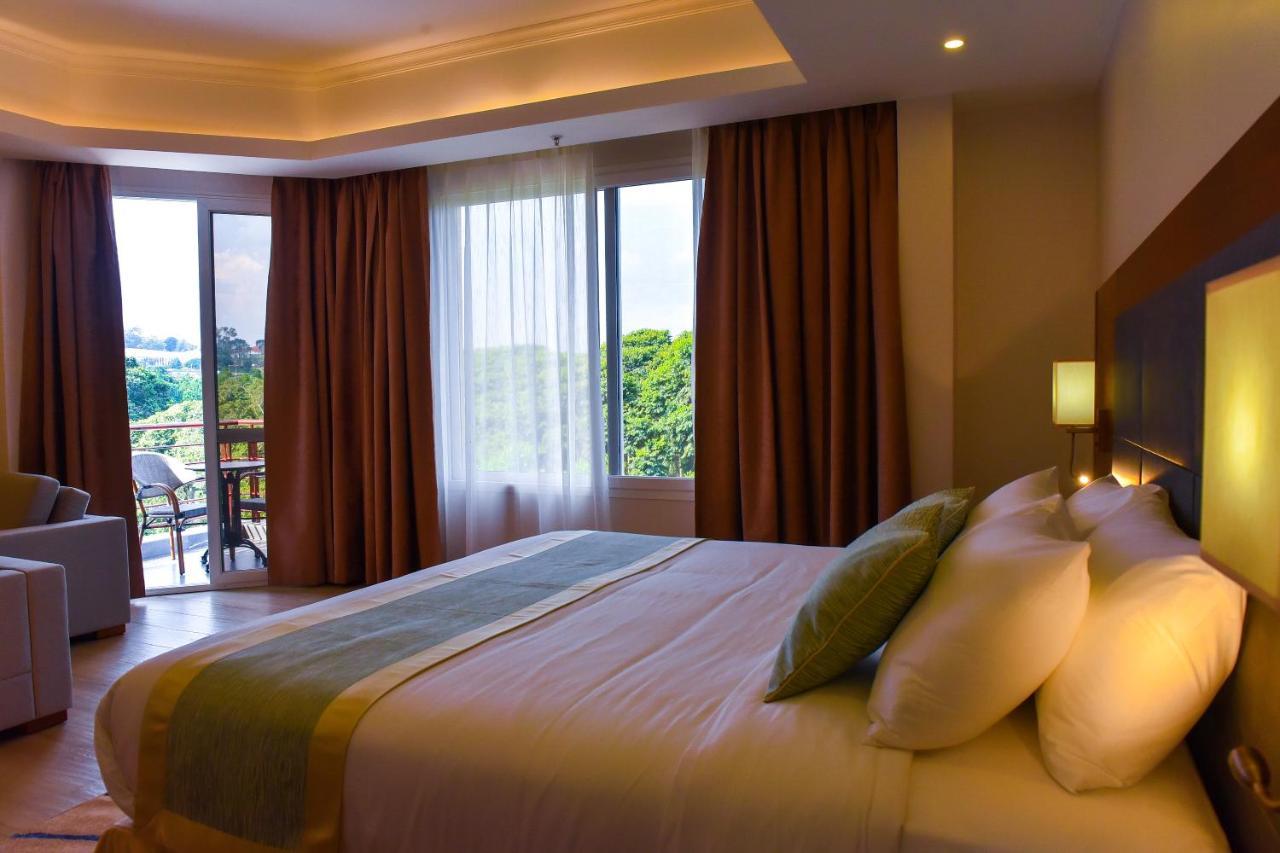 Admas Grand Hotel Энтеббе Экстерьер фото